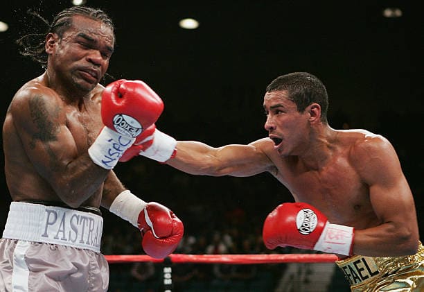 Mauricio-Pastrana-se-enfrento-dos-veces-con-Rafael-Marquez-en-el-ocaso-de-su-carrera Mauricio Pastrana: Cuatro reinados sin pan | Capítulo III