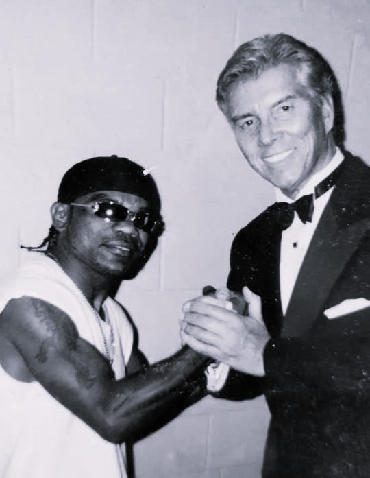 Mauricio-Pastrana-y-Michael-Buffer Mauricio Pastrana: Cuatro reinados sin pan | Capítulo III