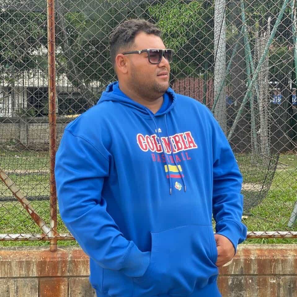 Yesid Salazar, manager.