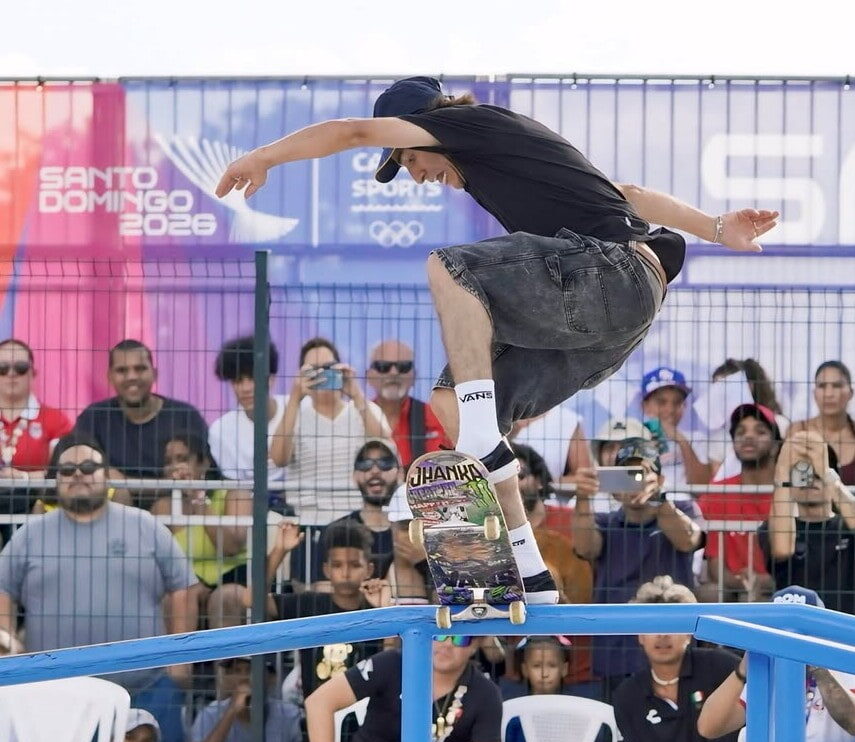 Jhancarlos González, representante de la Liga de Patinaje de Bogotá, en acción.